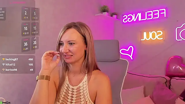 Jennifer_Hale