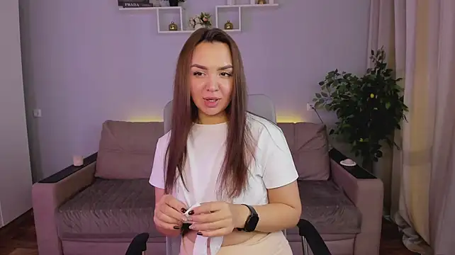 WowwGirl live cam preview