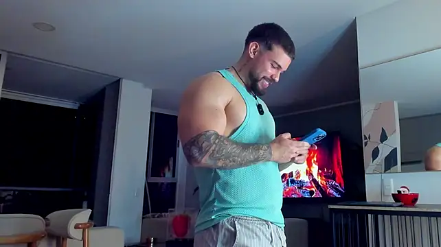 Valenthino_Salvatore live cam on StripChat