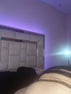 Lira1_Moon live cam on StripChat