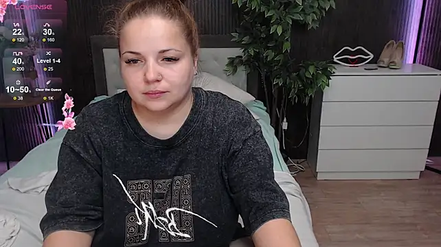 Crazyy_girl_ live cam on StripChat