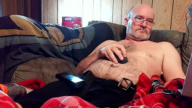 snickers1 (M grandpa) - to jerk off