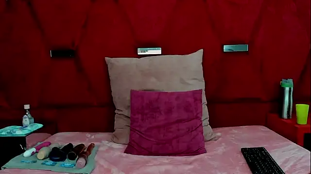 Rochi_Cooper webcam