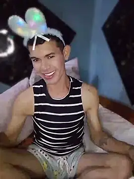 flor_deliz23 webcam