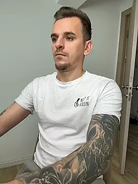 Huge_cock22cm
