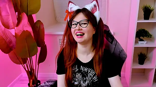 CarolGiggly webcam