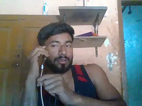 Lustynani1 live cam on StripChat