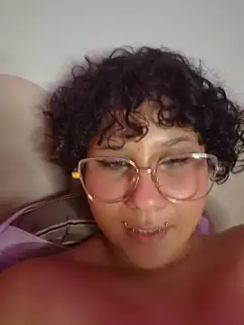 Nyx_w live cam preview