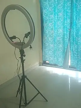 Your_Sanaa1 live cam preview