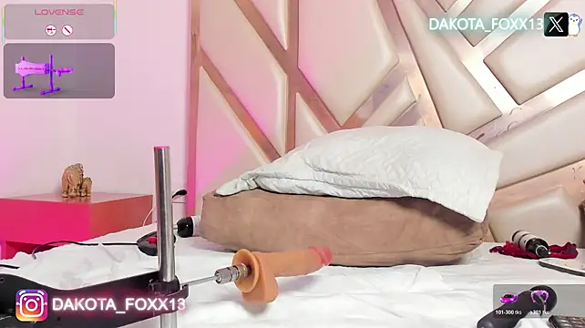 Dakota_Foxxx webcam stripchat model stream image