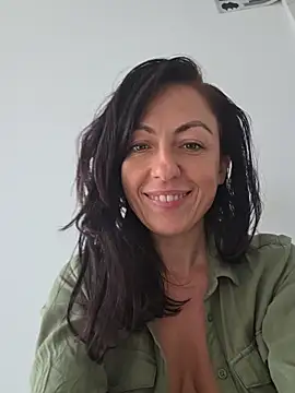 Risky_woman live sex cam