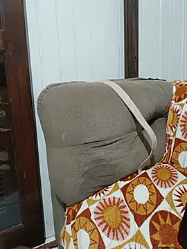 Lupita_sol live on Stripchat