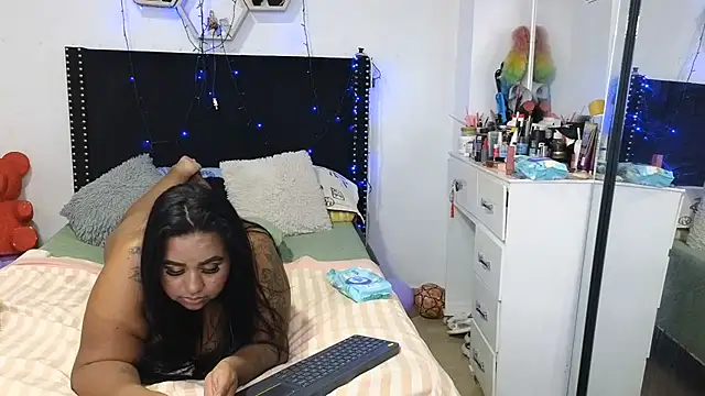 charlotte_077 live cam preview