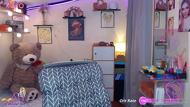 izabella_moore