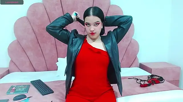 Chloe_angel_