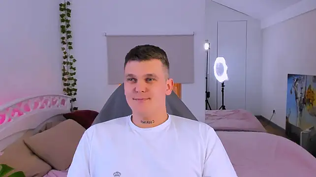 HotVanee