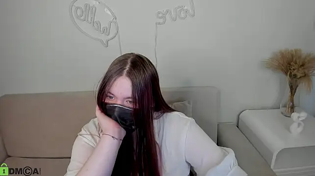 Alice_Steellee