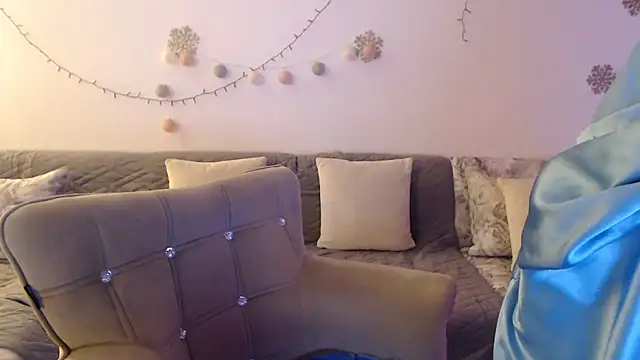 YourfantasyGiuly live cam on StripChat