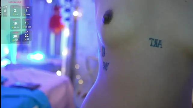 kinkylittlegirll