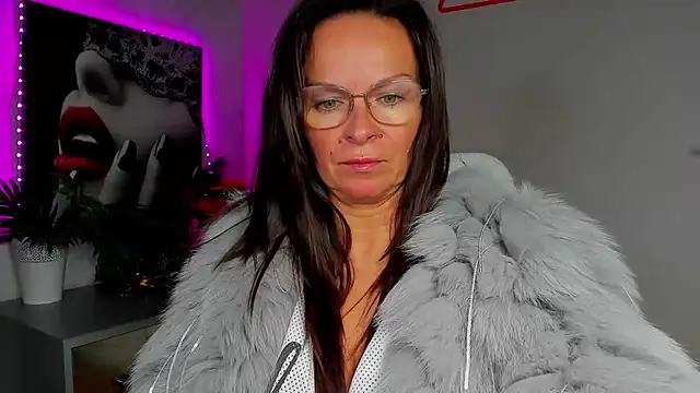 HelenLuxx