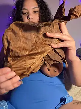 tastylolaaa