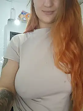 LeonaFox