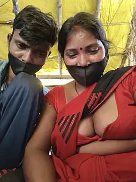 Desi77 live sex cam