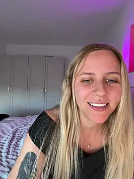 lunawolf21 webcam