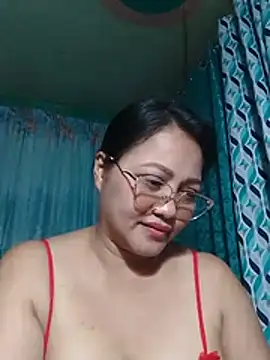 Sweetmommy25 webcam stripchat model stream image