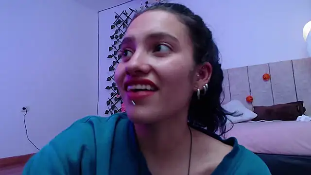 imkikira webcam stripchat model stream image
