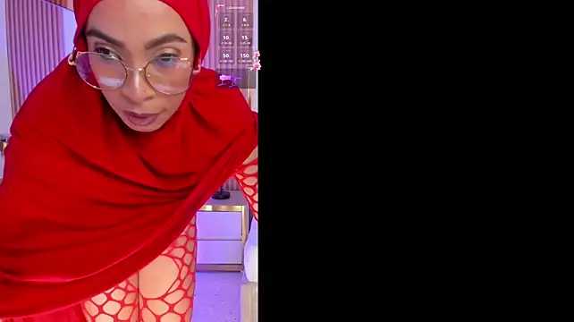 JuliMorett webcam stripchat model stream image
