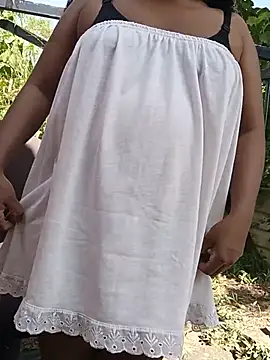 maduwanthi9328 webcam