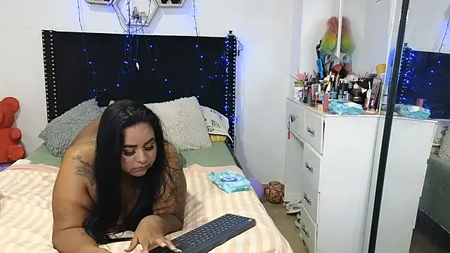 charlotte_077 live cam preview