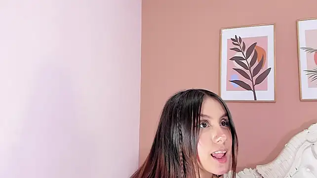 AlanaJones1 webcam