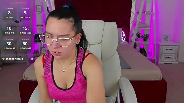 Livia_Shy