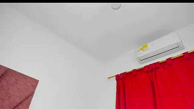 Ggoldenboyx1 webcam