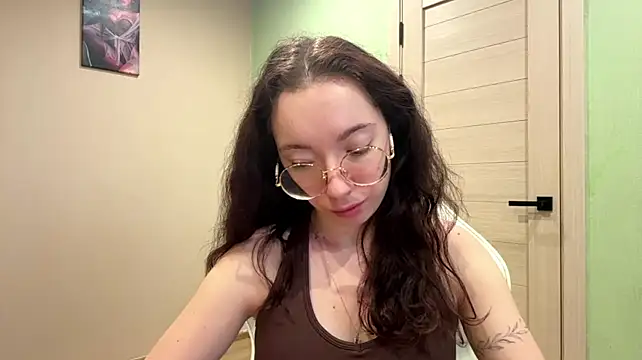 KarryRosamond live cam on StripChat