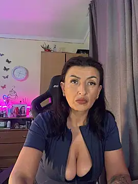 Hotangel75