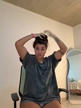 Little_Gaby_ live sex cam