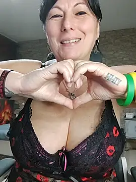 LeillaaX
