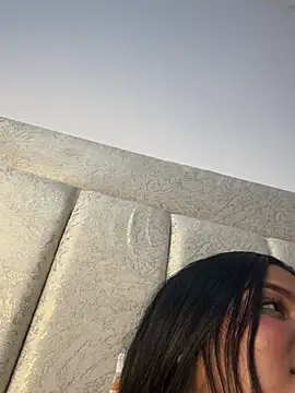 Ambar_06 live cam on StripChat