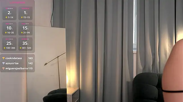 Naomi_Vibe_ webcam