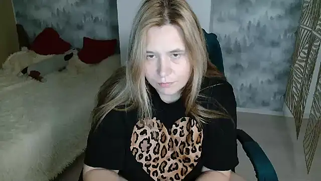 AdelinaLawson live cam on StripChat