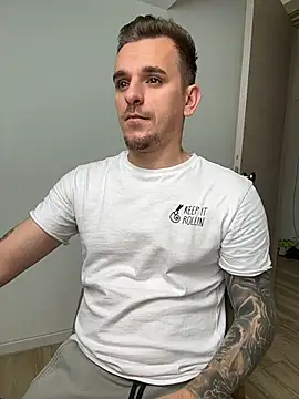 huge_cock22cm (Ask my age) - Let