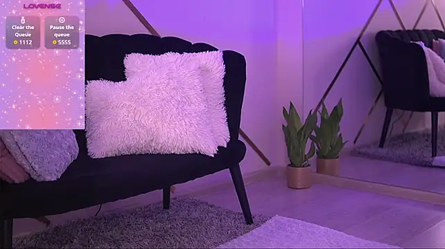 EmilyJuarez live cam preview