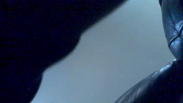 Lovyourpuss live cam preview