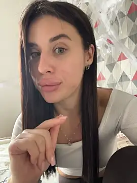 Lira_Fayeee