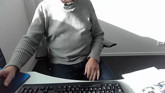 buggemann (M grandpa) - #balds #bisexuals #cam2cam #cheapest-privates #cumshot #ejaculation #european #finnish #grandpas #handy #jeans #masturbation #medium #mustache #nipple-toys #nordic #norwegian #scandinavian #small-audience #striptease #white