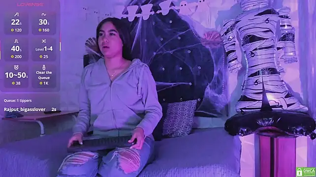 Chloe_moon1