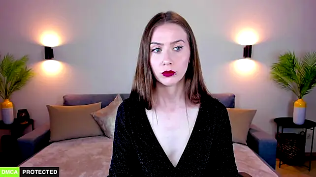 TheWoman__